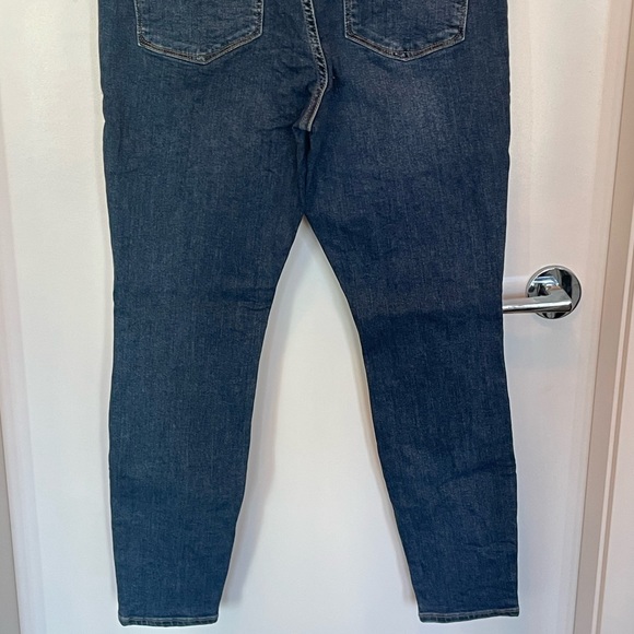 Good American Good legs cropped maternity jeans - Picture 7 of 7